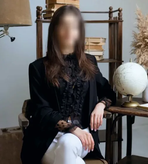 Celina, 31