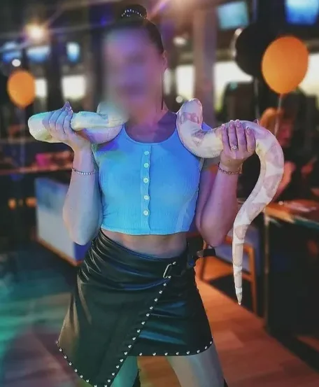 Elif, 40