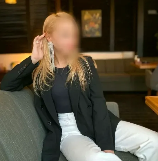 Josefine, 32