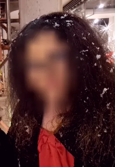 Kamilla, 24