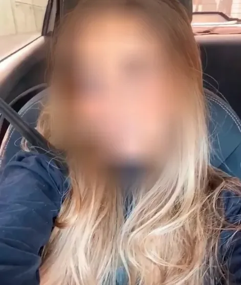 Lejla, 27