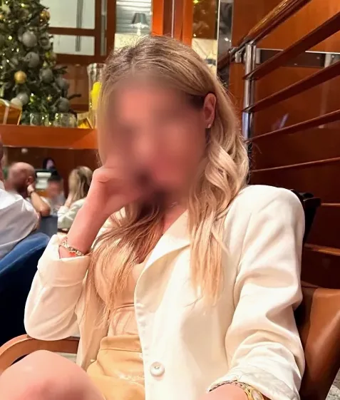 Lejla, 35