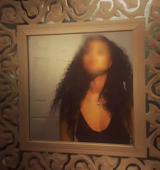 Leyla, 30