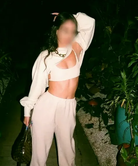 Louise, 19