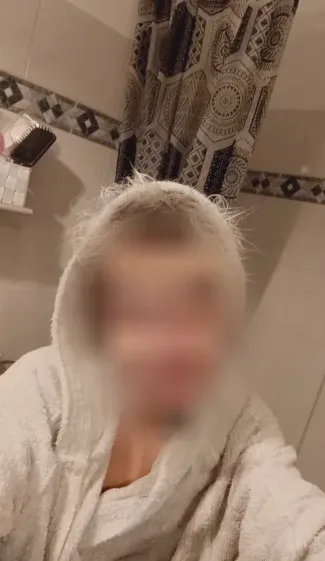 Malou, 38