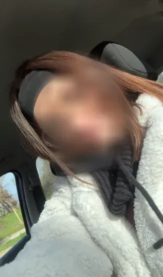 Nora, 24