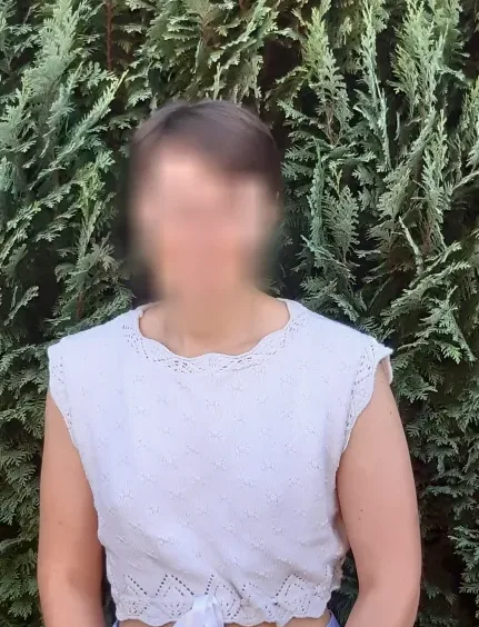 Tina, 27